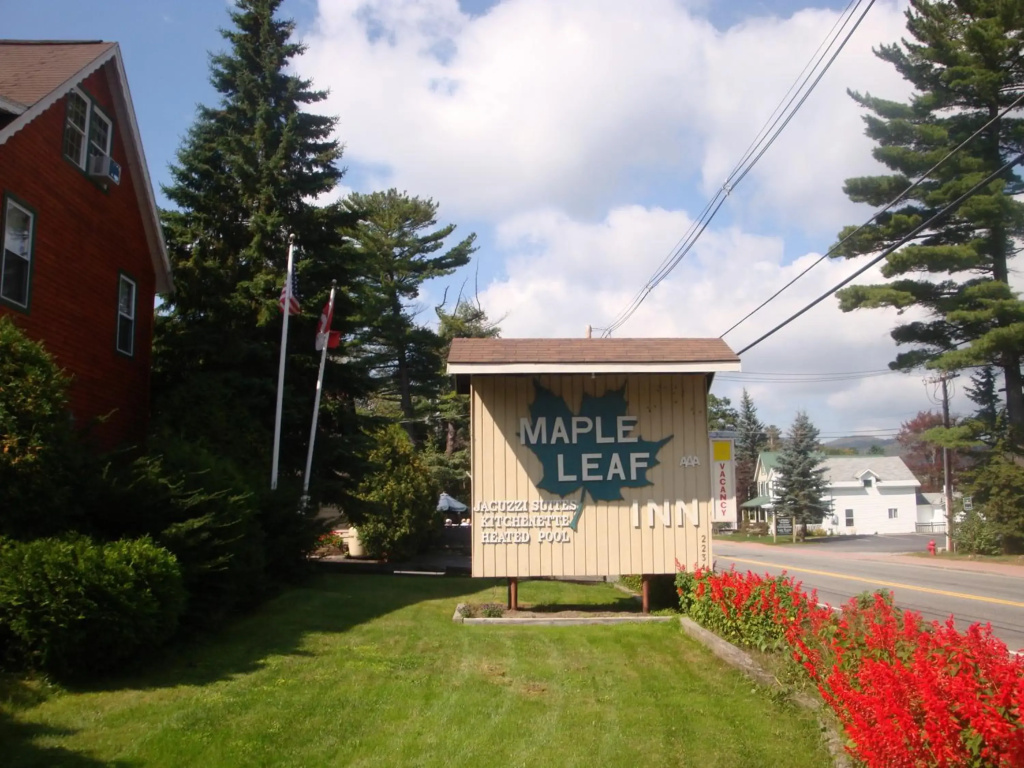 Maple Leaf Inn - Lake Placid