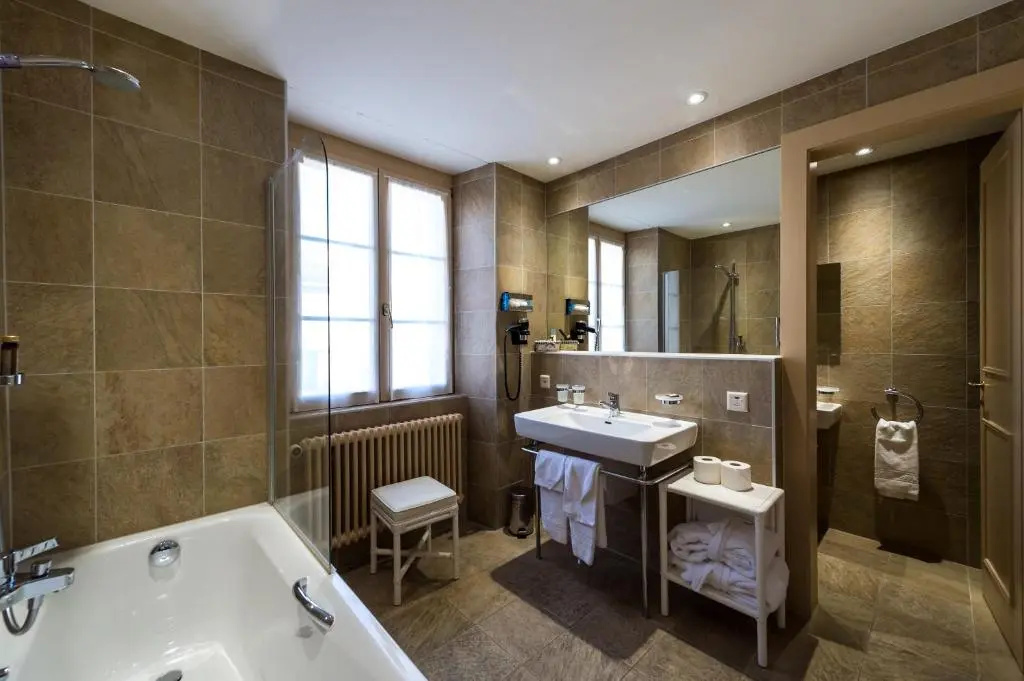 Suite