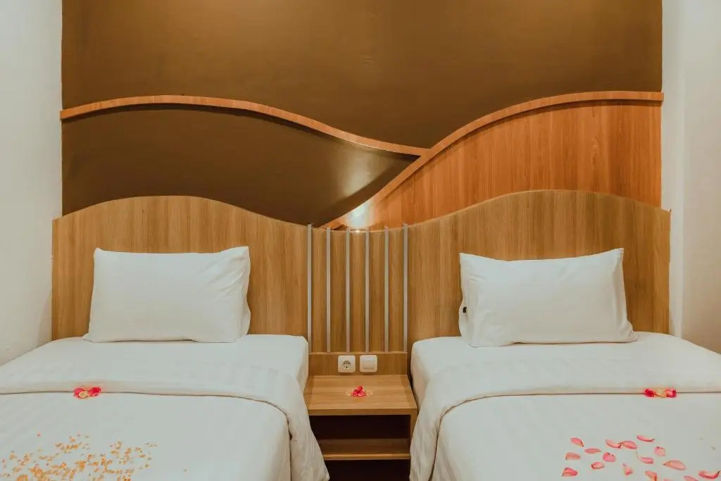 Superior Double room (full double bed)