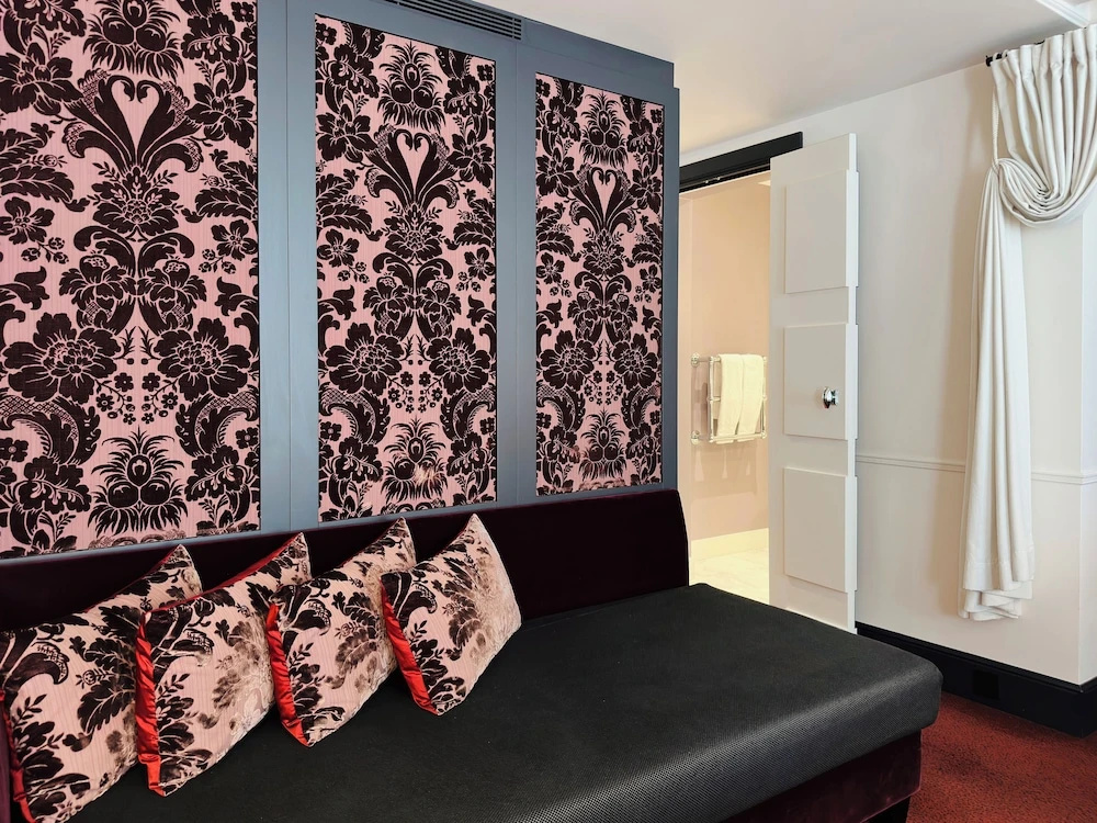 La Chambre du Marais 43