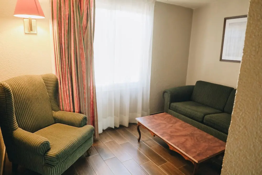 Double Junior Suite (full double bed)