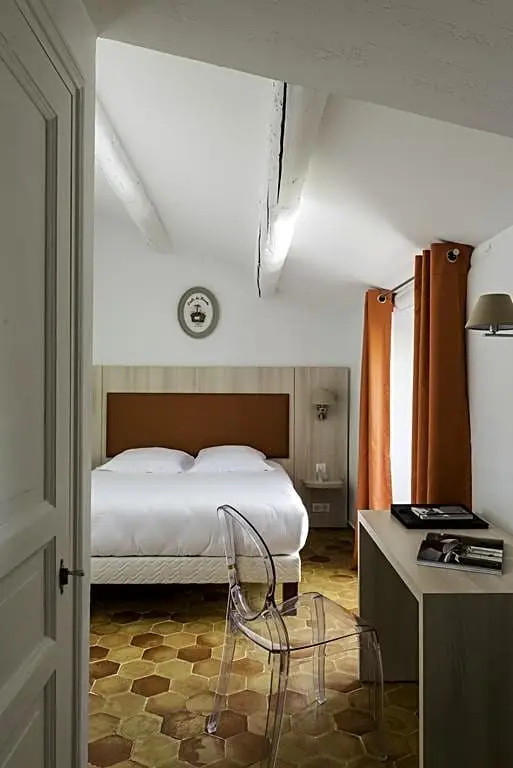 Mas des Romarins, The Originals Relais - Chambres