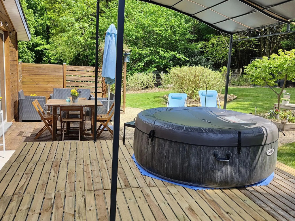 Chalet in Chatillon With Forest and BBQ - фото 2