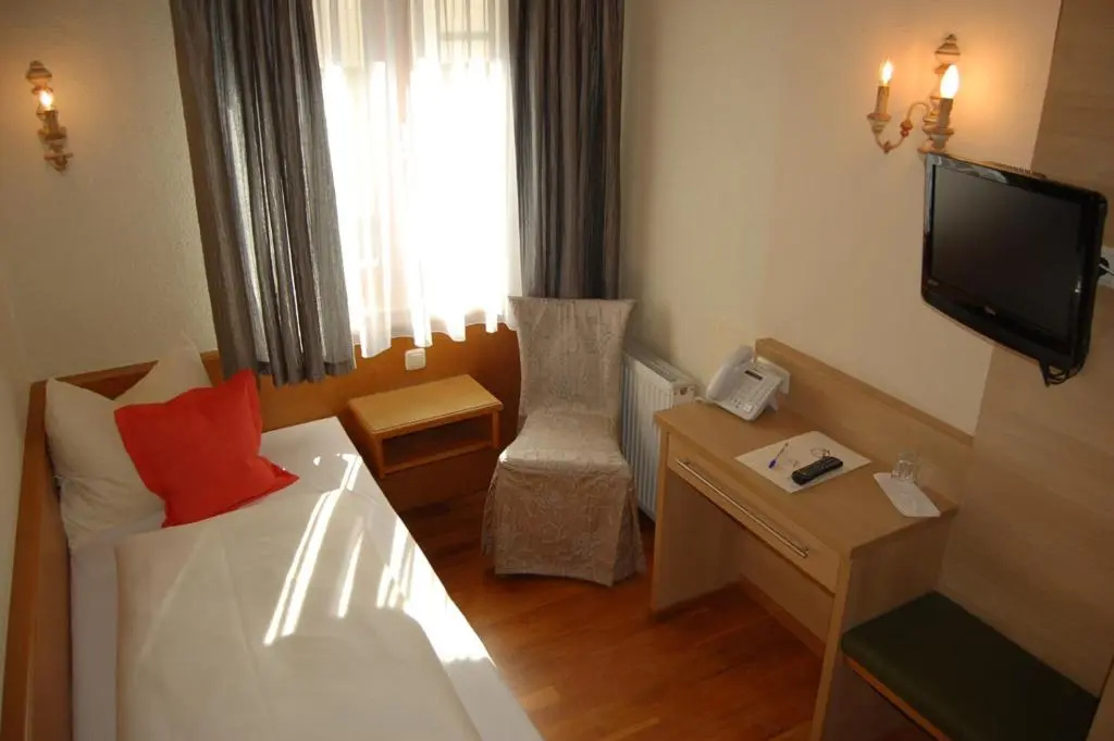 Hotel Burgwirt - Chambres