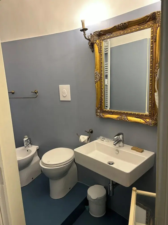 1 Bedroom Superior Double room with balcony (full double bed)