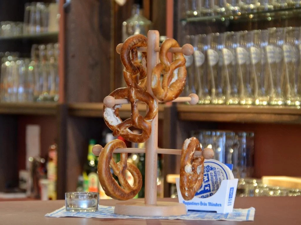 Food & Beverage