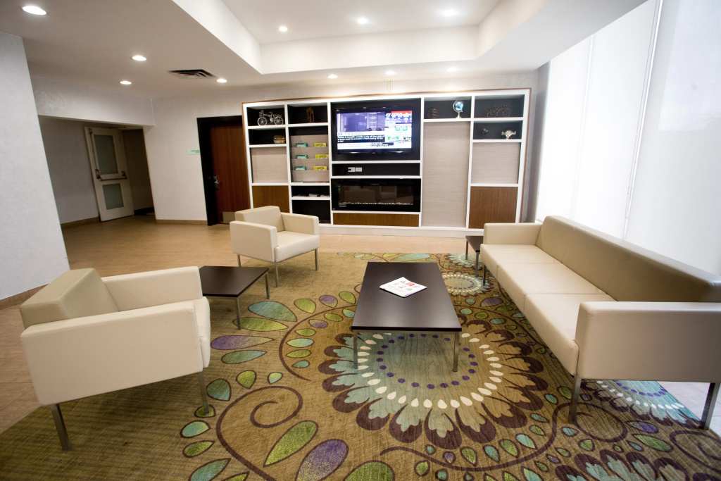 Holiday Inn Peterborough-Waterfront, ON by IHG - Général