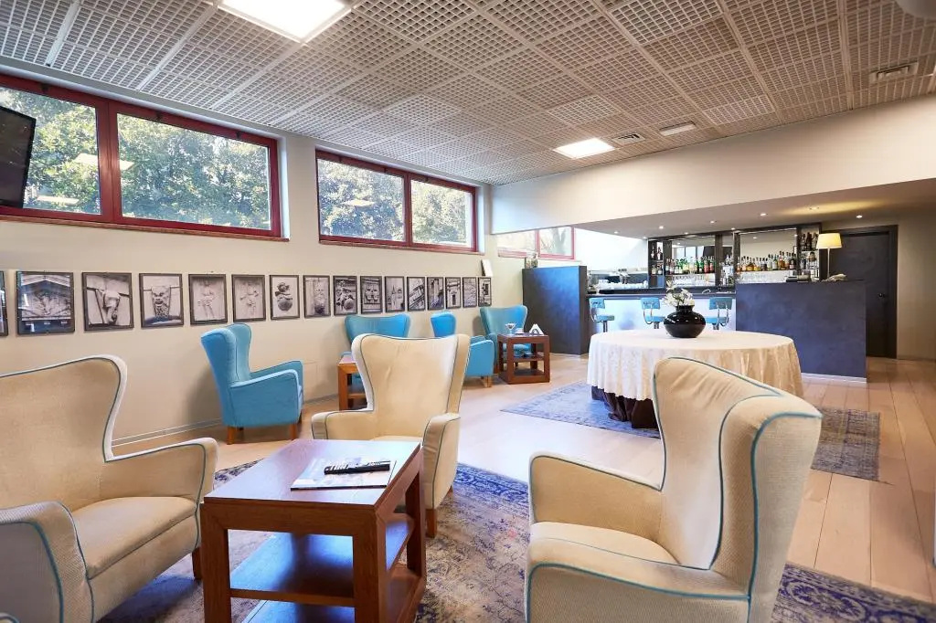 MajesticHouse Conference & Restaurant - Général