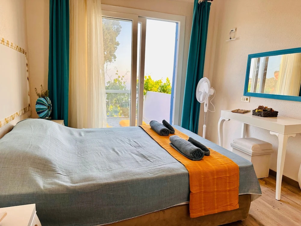 Comfort Double room with sea view (full double bed)