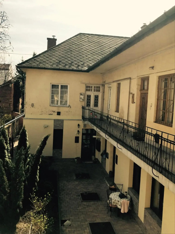 Éva Apartman
