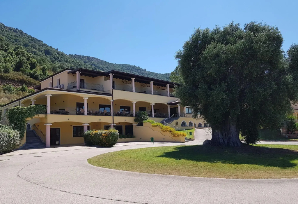 Hotel S olia