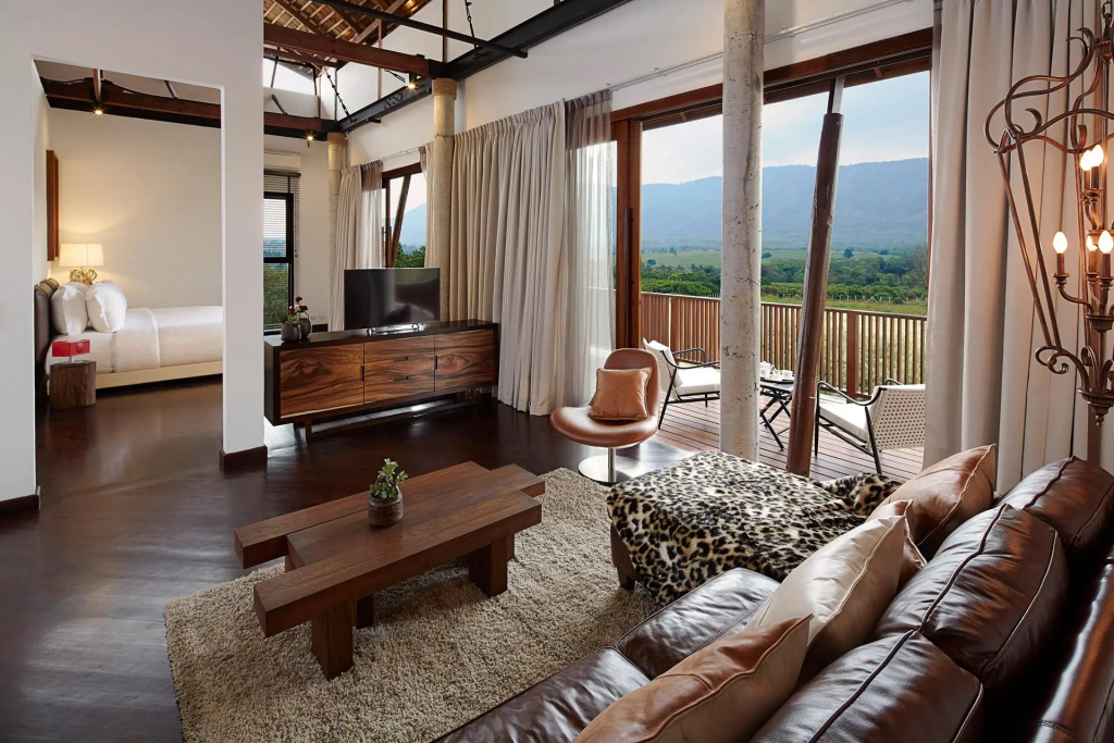 Suite with panoramic view