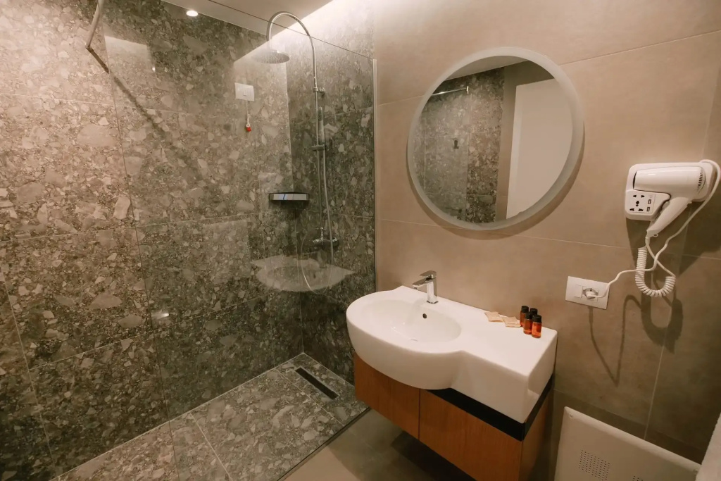 Standard Double room with sea view (twin beds)
