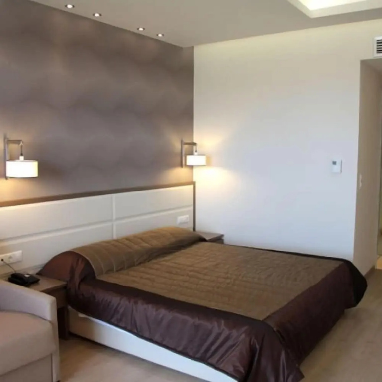 Standard Family room with inland view