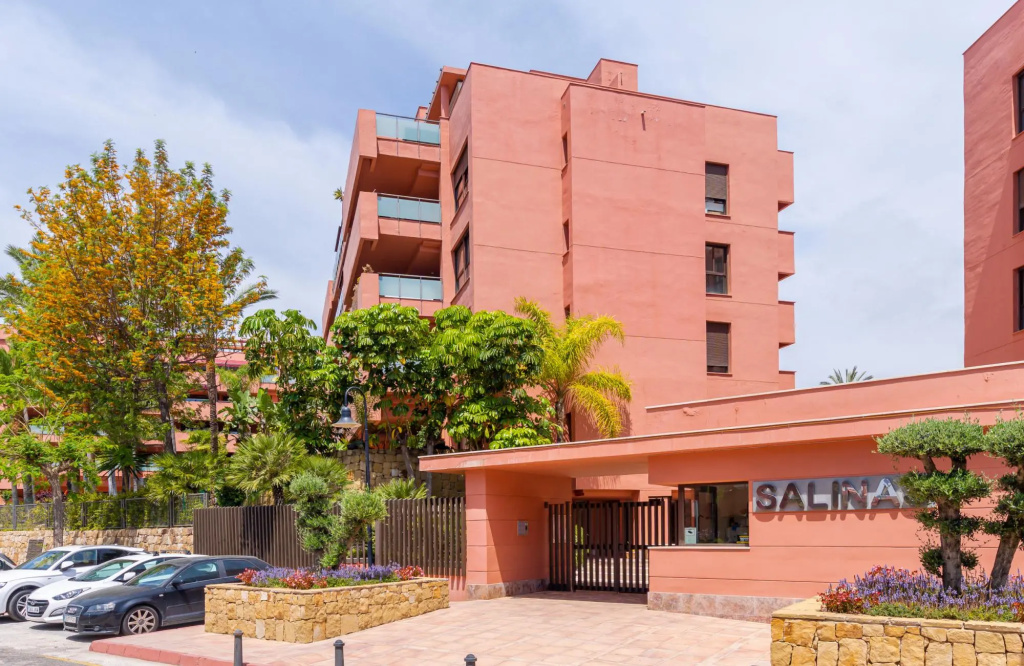29736 - Beachside Apartment