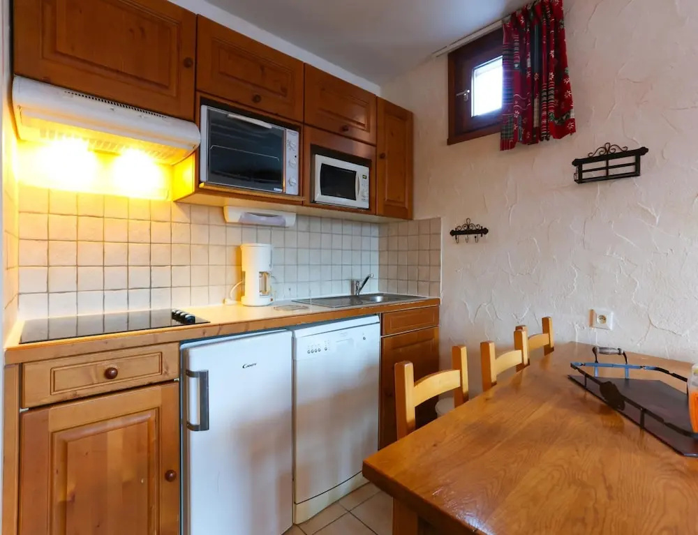 Voir la photo 4 — Attractive Studio With Balcony