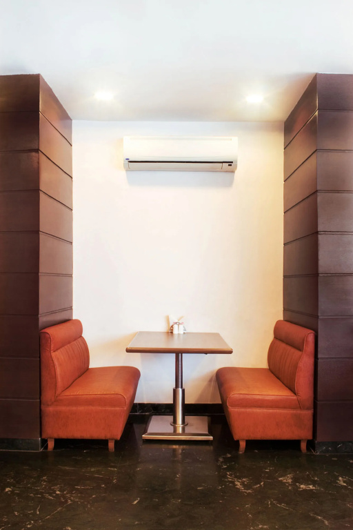 Food & Beverage