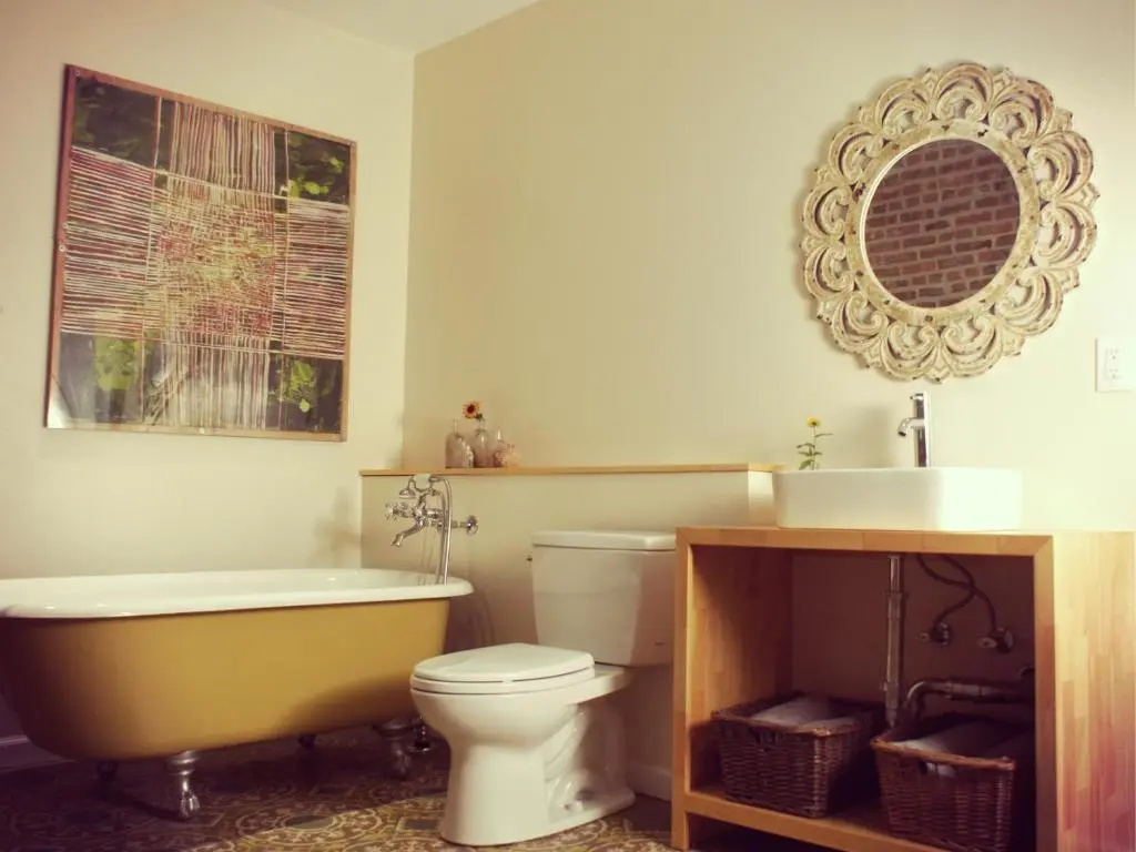 Standard Double room (full double bed)