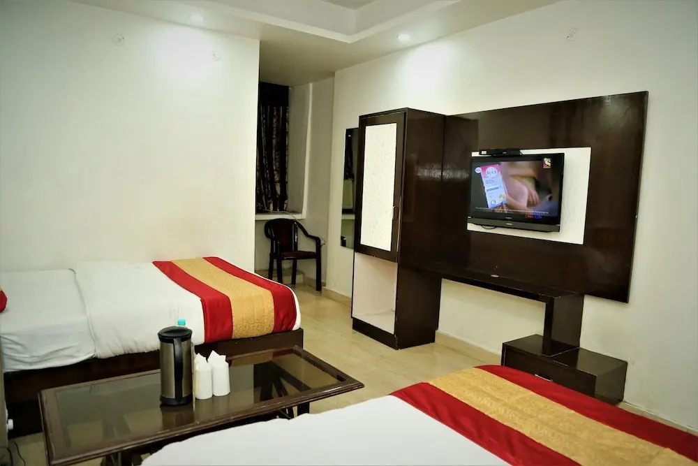 Hotel Suzi International - Chambres