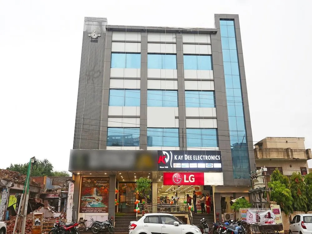 OYO 18422 Central Grand