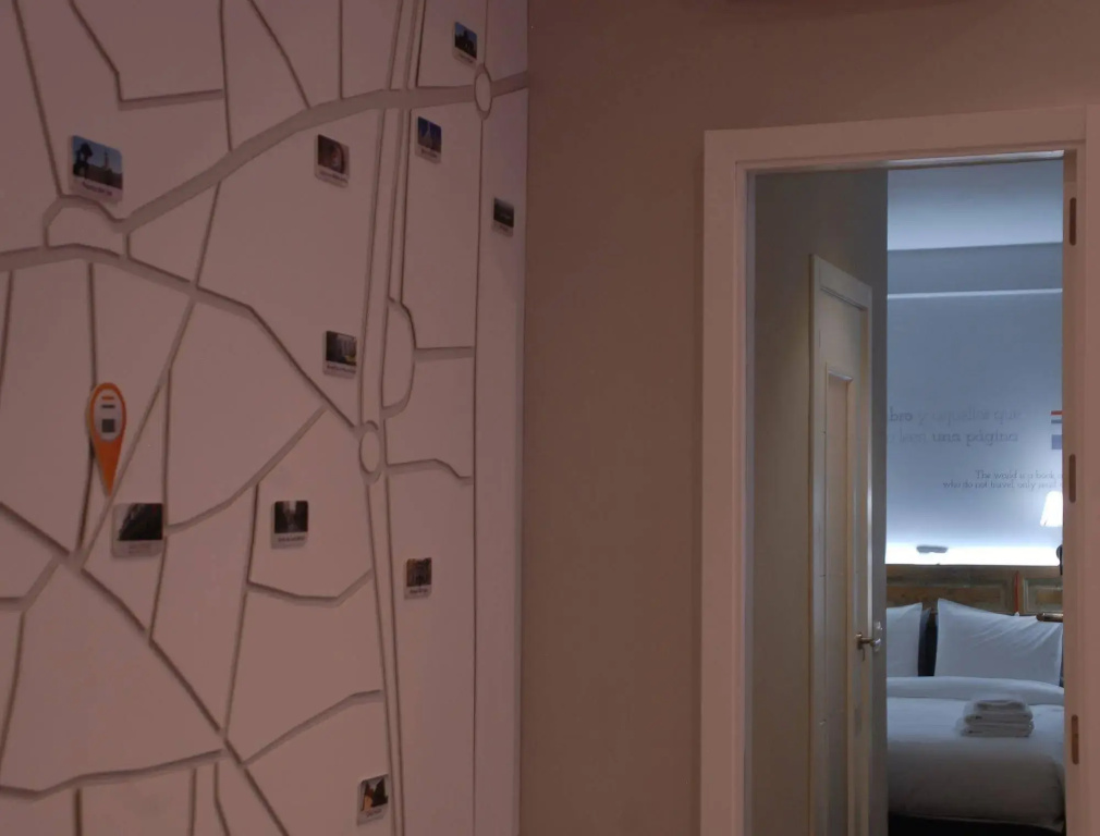 Diezmadrid Hostal