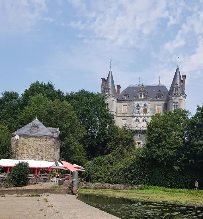 Gîte les blés dorés à 7 km de DERVAL.