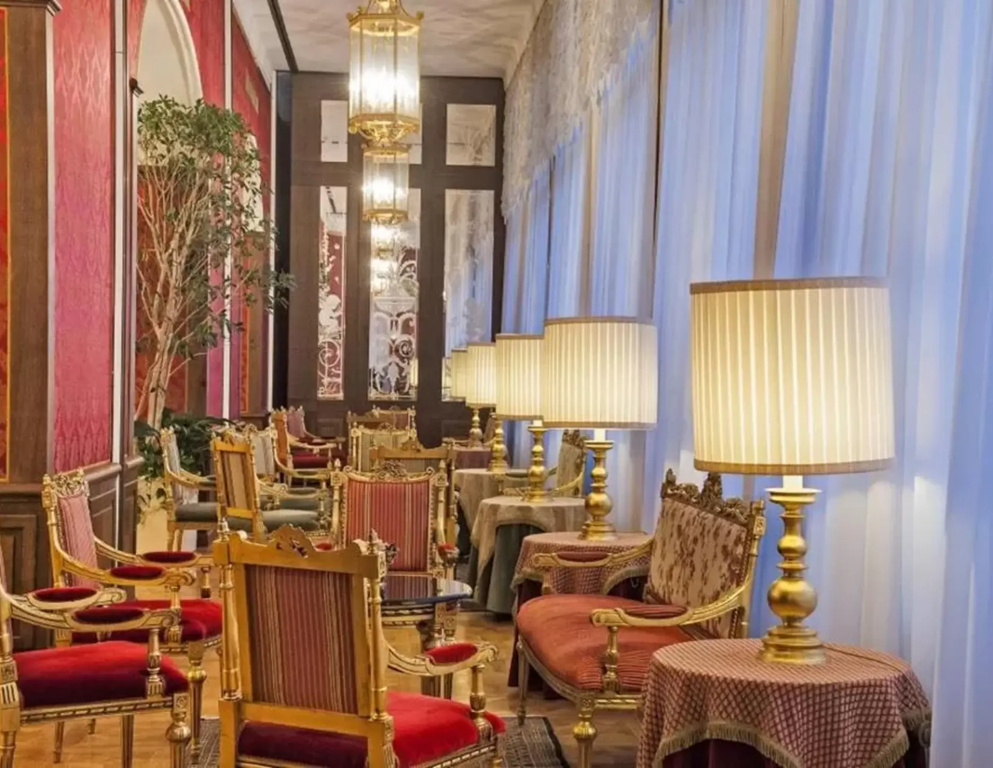 Regina Palace Hotel - Général