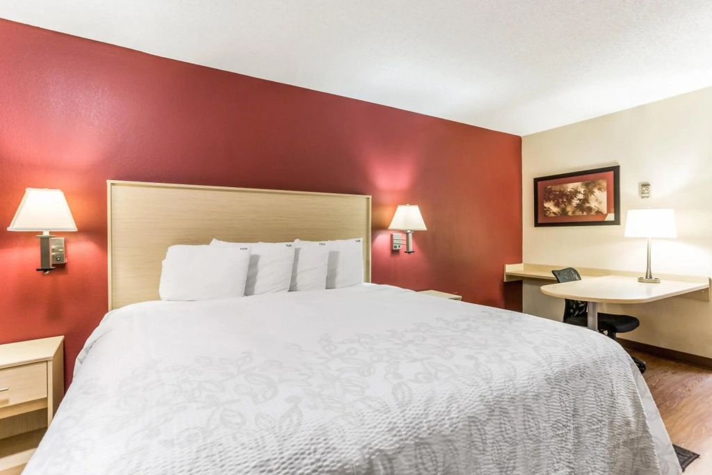 Red Roof Inn PLUS+ Nashville North - Goodlettsville - фото 27
