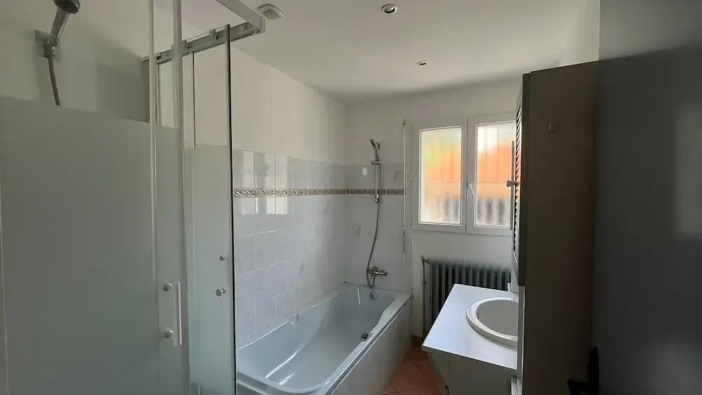 Afficher la photo 8 — Villa in St Denis With Pool & Pyrenees View