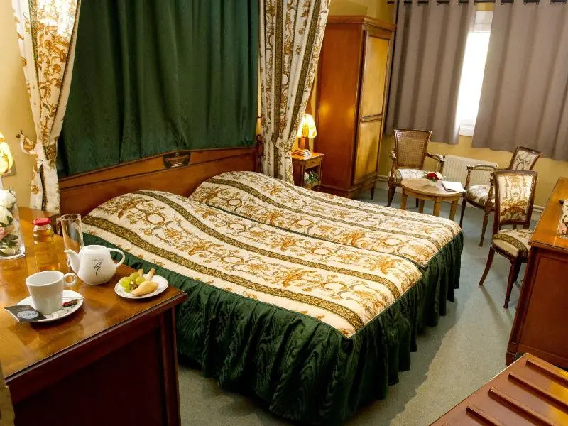 Le Prieuré - Chambres