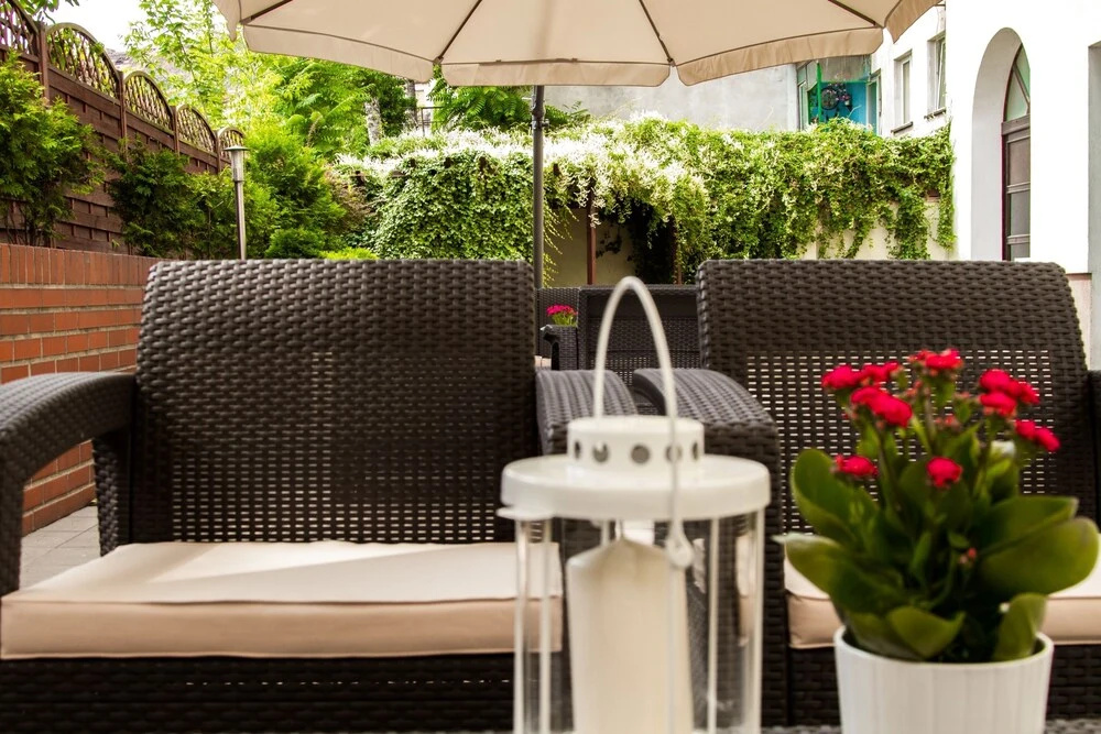 Balcony & Terrace