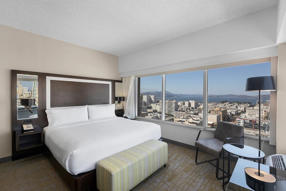 Holiday Inn Golden Gateway by IHG - Chambres