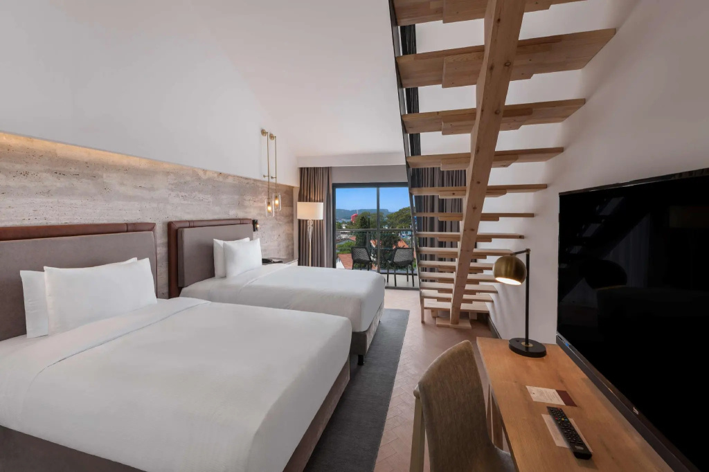 Duplex Family Quadruple room with sea view
