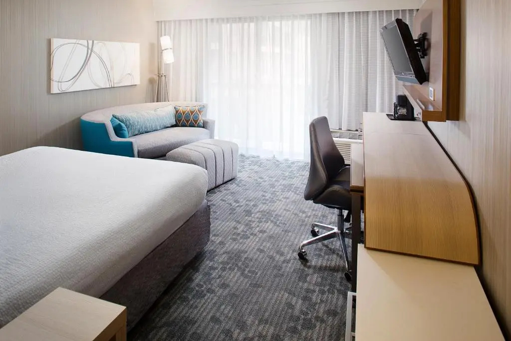 Courtyard by Marriott Richmond Airport - Général
