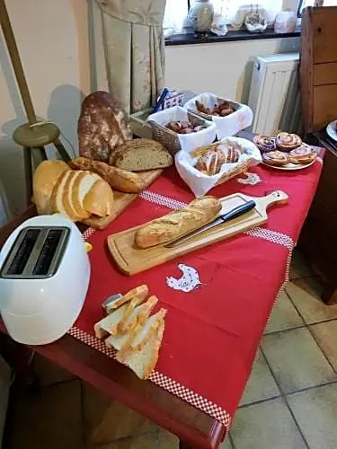 L'Etape gourmande, chambres d'hôtes - фото 12