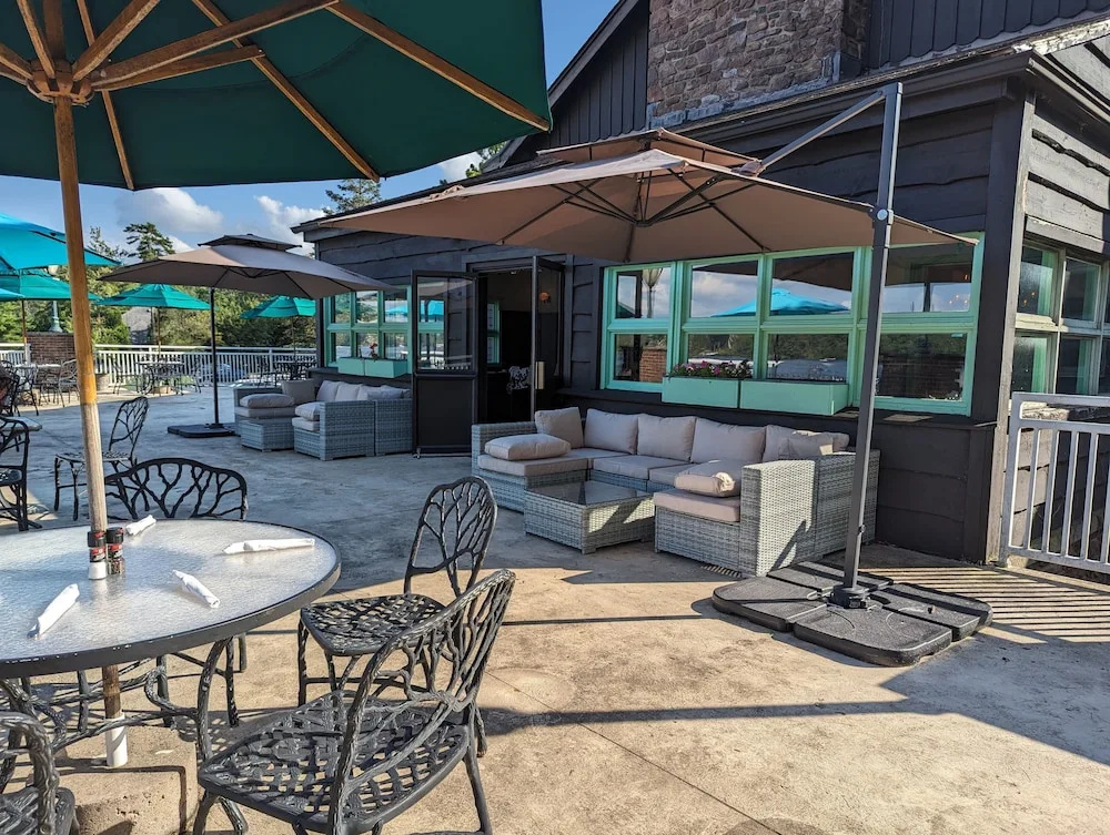 The Lodge Luxury Resort At Lake Harmony