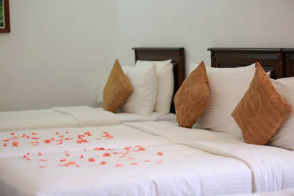 The Rock Hotel