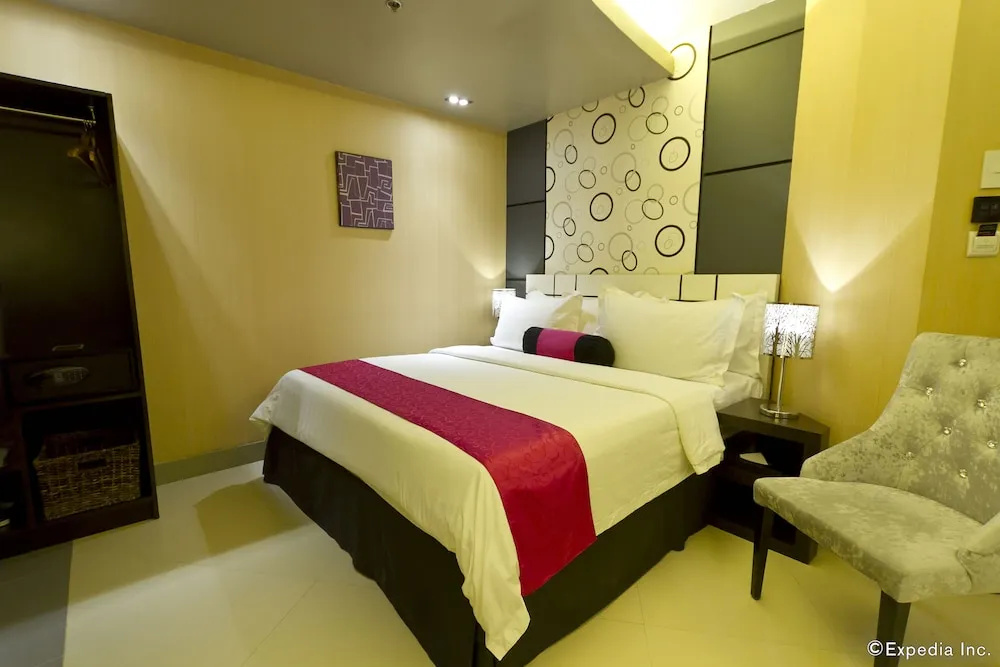 Eloisa Royal Suites - Chambres