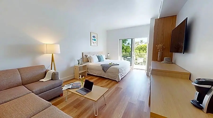 Superior Double room (full double bed)