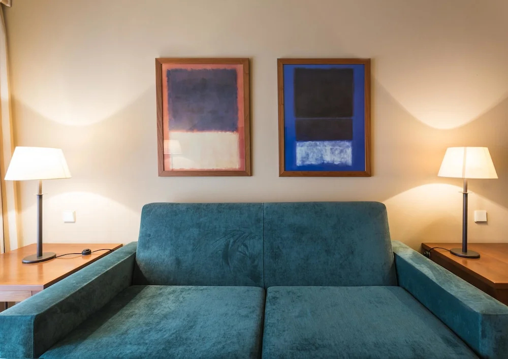 1 Bedroom Apartment with balcony
