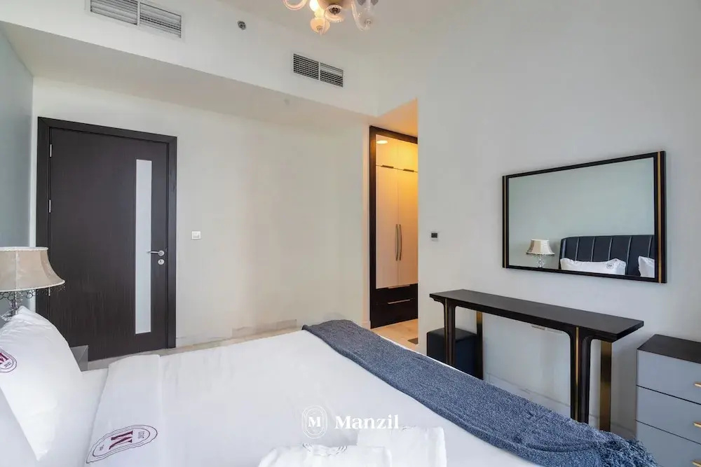 Manzil - Luxury 2BR w Pool and Burj View
