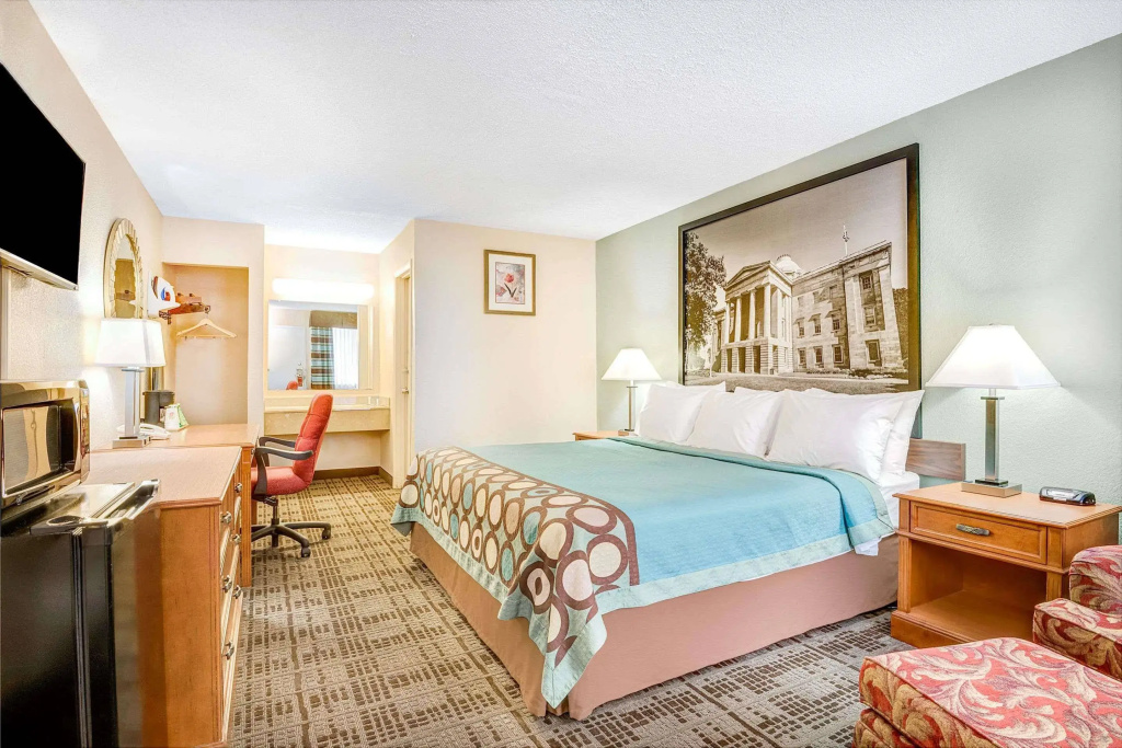 Hotel photo 12