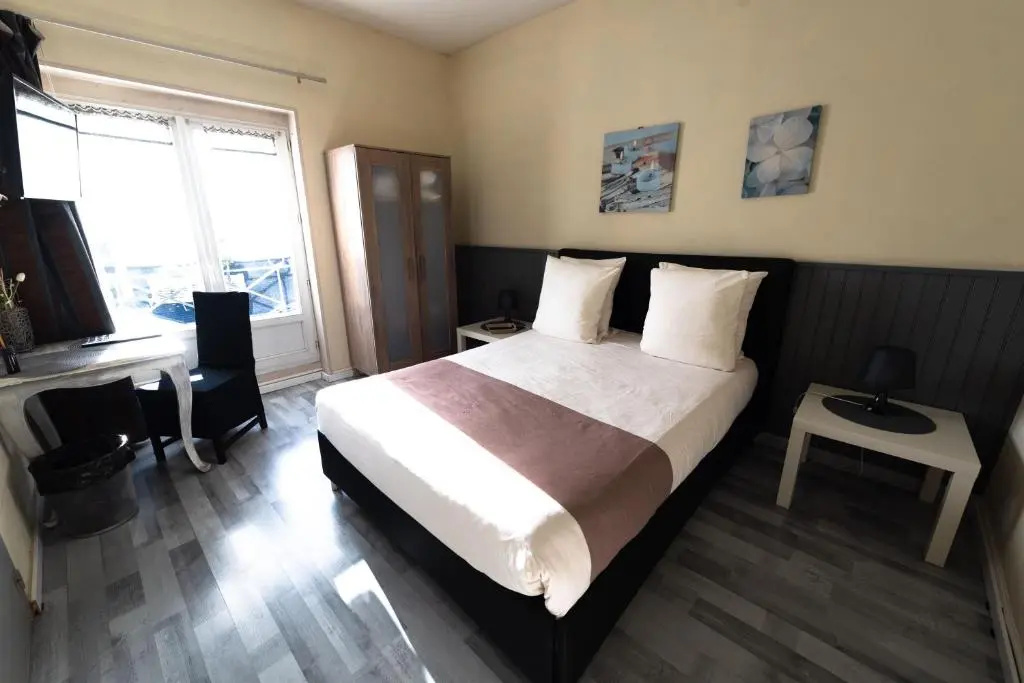 Le Lion D Or - Chambres