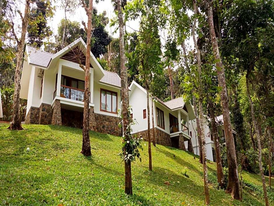 Amaana Plantations Resort - Hotel exterior and amenities