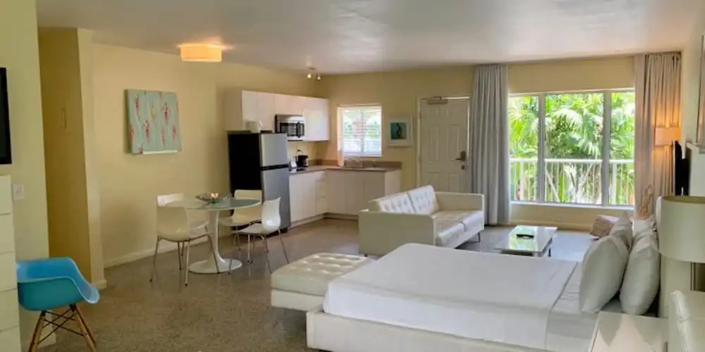 1 Bedroom Quadruple Suite