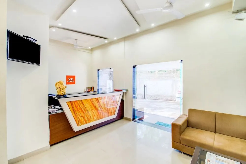 FabHotel Dreamland