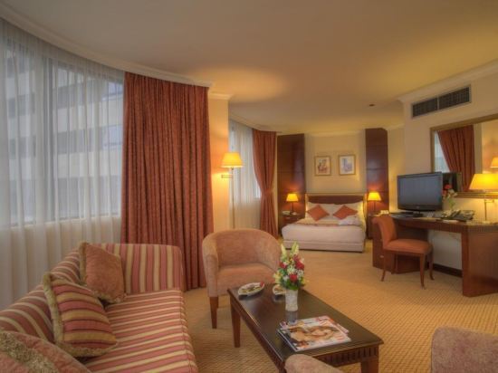 Al Diar Dana Hotel