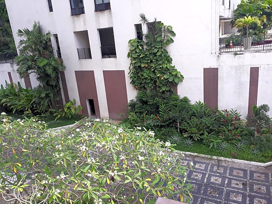 Real Residence Hotel