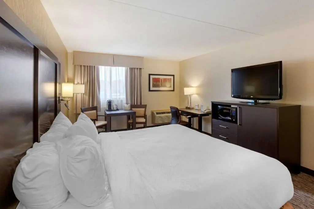 Best Western Plus Mariposa Inn & Conference Centre - Chambres