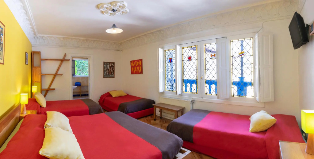 Standard Quadruple Family room
